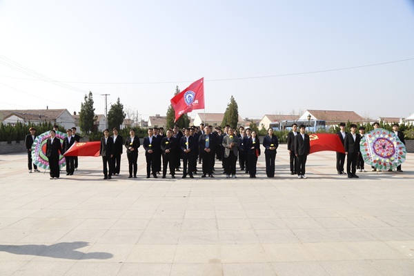 图片一.jpg 图片一.jpg